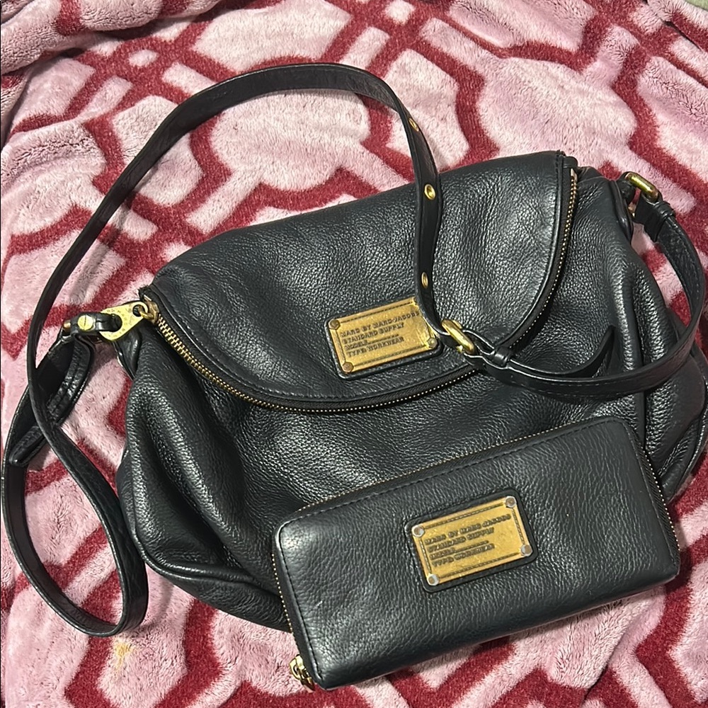 Marc Jacob’s classic Natasha crossbody purse with matching wallet